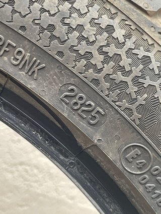 4 Neumáticos 2025 Invierno Continental 225/45R17