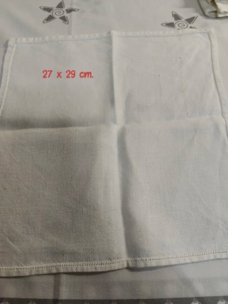Lote 4 tappeti in cotone ricamati a mano