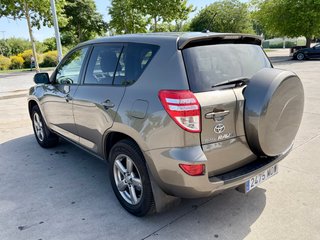 Toyota RAV4 2012