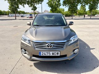 Toyota RAV4 2012