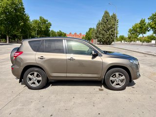 Toyota RAV4 2012
