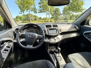 Toyota RAV4 2012