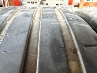 4 Neumáticos 225/40 R18