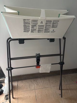Bañera Stokke Flexi Bath con soporte