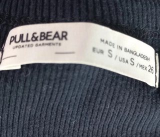 Top negro Pull&Bear manga corta