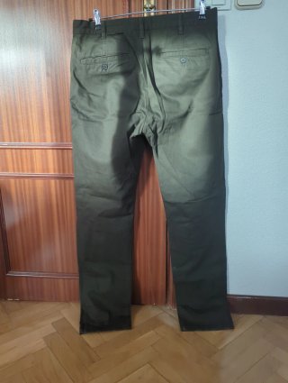 Pantalón de vestir ZARA verde oliva