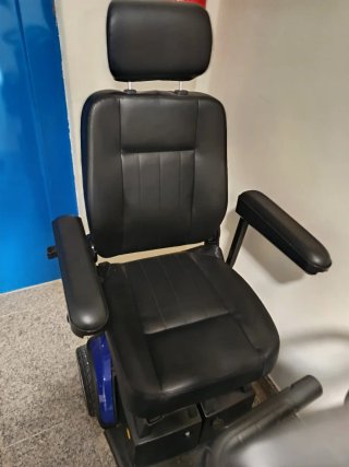 Scooter eléctrico movilidad reducida