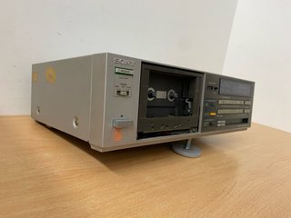Pletina Sony TC-V3 Plata