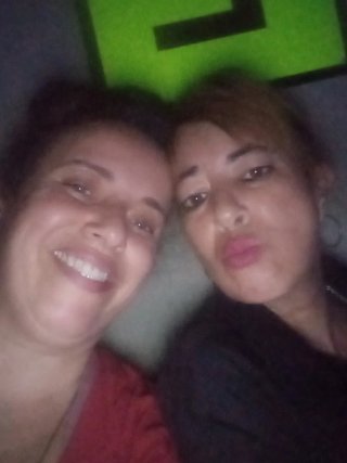 Realizo Masaje a 4 manos mi compañera y yo