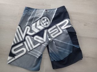 Bañadores Quiksilver. Para actividades náuticas.