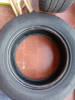 Neumáticos 215/65 R16 C 107/105T 8PR