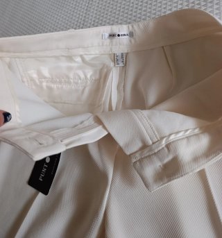 Pantalón Talla M, CON ETIQUETA