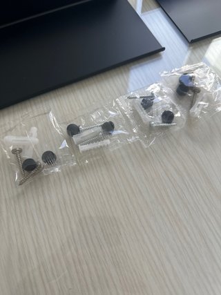 4 Scaffali Metallici Neri
