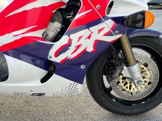 Honda CBR 900 RR SC28 Fireblade