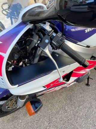 Honda CBR 900 RR SC28 Fireblade