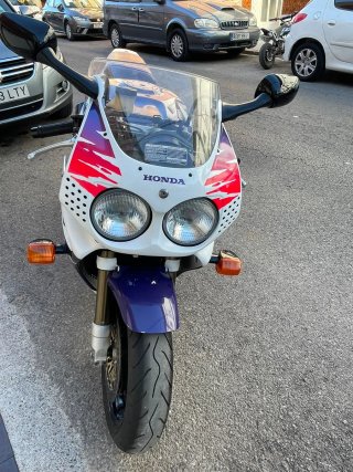 Honda CBR 900 RR SC28 Fireblade