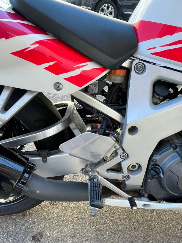 Honda CBR 900 RR SC28 Fireblade