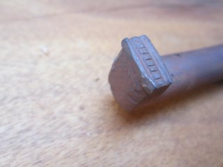 Cerrojo antiguo muy elaborado, forja siglo XVIII.