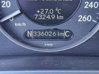 Mercedes-Benz Clase E 2004