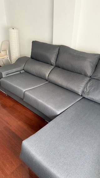 Sofá 3 plazas con chaise longue gris
