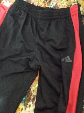 Chándal Adidas Negro y Rojo 13/14 años