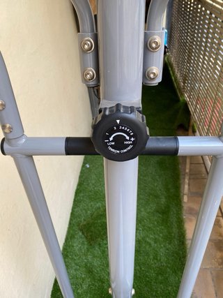 Bicicleta elíptica gris
