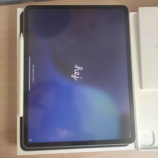 iPad Pro 12.9 6ª Gen 128GB + Apple Pencil