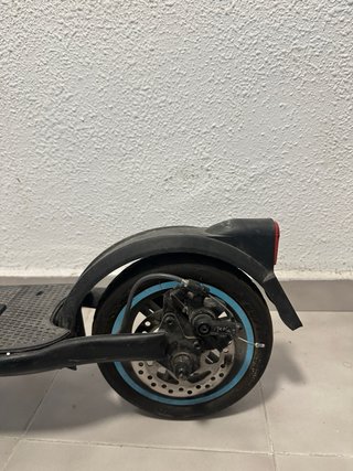 Patinete Cecotec con fallo de freno