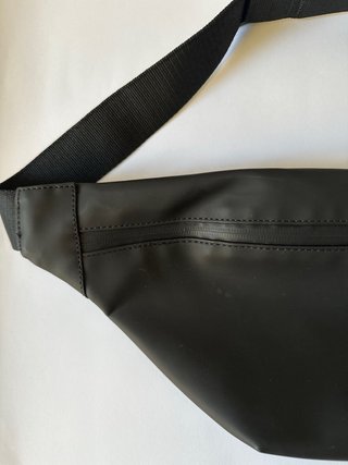 Bandolera Rains Negra
