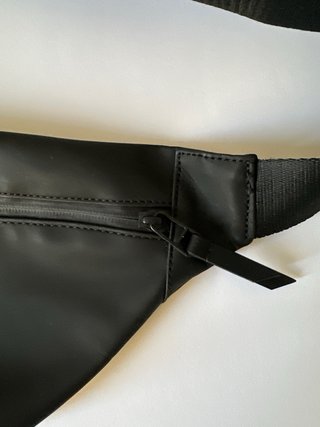 Bandolera Rains Negra