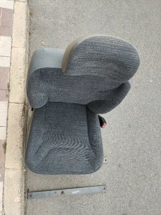 ASIENTO DELANTERO DERECHO RENAULT TRAFIC II