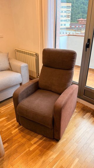 Sillón reclinable de tela