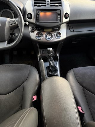 Toyota RAV4 2012