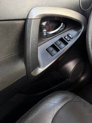 Toyota RAV4 2012