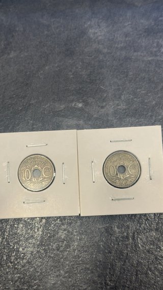Francia 3 Monedas Lindauer en cartoncillo