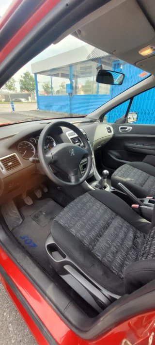 Peugeot 307 2004