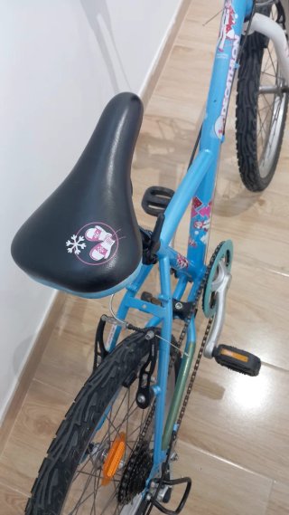 Bicicleta infantil azul Decathlon
