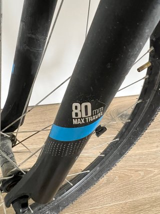 Bicicleta ROCKRIDER ST100 Gris
