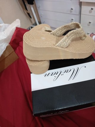Chanclas Beige Talla 38