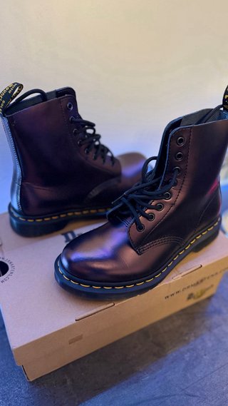Botas Dr. Martens Púrpura Metálico
