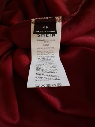 Vestido de fiesta largo sin estrenar,color borgoña