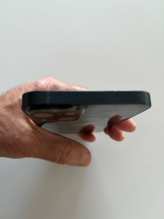 iPhone 13 Midnight de 128 GB.