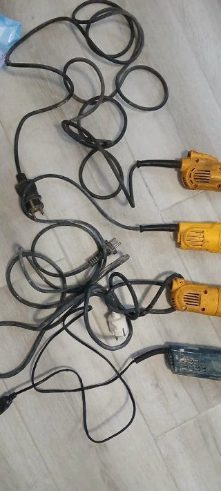 Radial Eléctrica Dewalt y Bosch