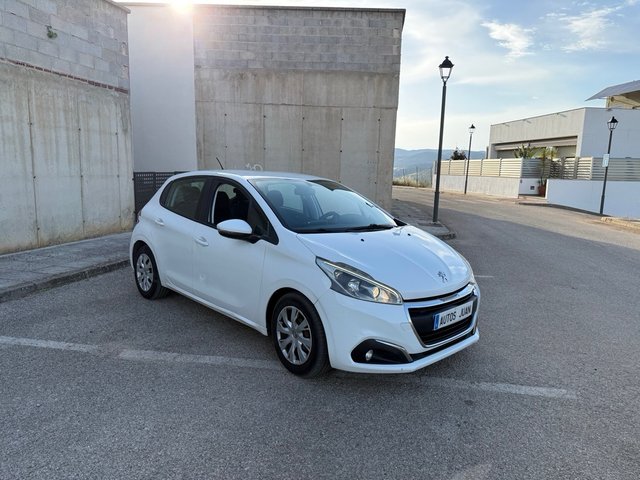 Peugeot 208 2017