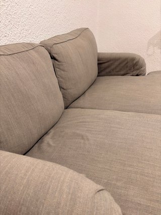 Sofá, Mesa y 4 Sillas