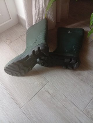 Botas de agua talla ,42 nuevas  Marca Delta plus