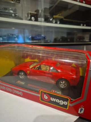 Ferrari GTO 1984 1/24 Burago
