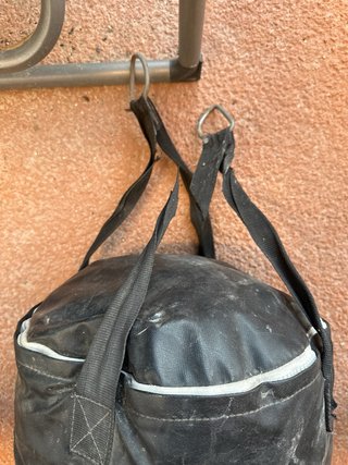 Saco de boxeo Everlast negro