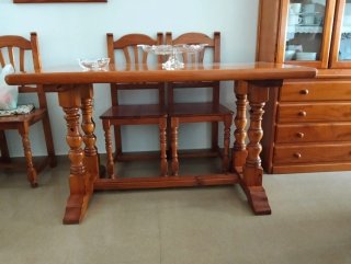 Mesa comedor madera rústica y cristal
