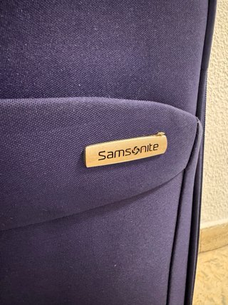 Maleta Samsonite Morada Ruedas